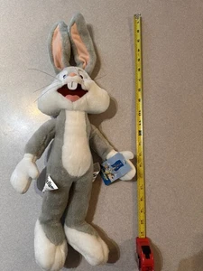 Six Flags Vintage 1997 Looney Tunes Bugs Bunny 20-inch Plush Toy - Picture 1 of 5