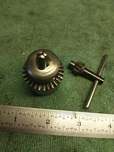 Vintage Black And Decker 1/4" Drill Chuck And Key 3/8" 24 TPI Thread Mount - Picture 1 of 7