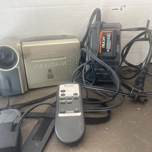 Sharp ViewCam VL-E780 Hi-fi Video8 8mm Camcorder W/Charger, Remote - Picture 1 of 16