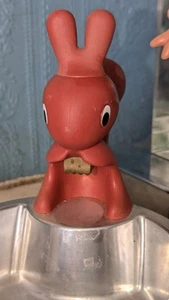 Alessi Italy squirrel nutcrackers with metal bowl, Stefano Giovannoni 1990's - Afbeelding 1 van 11