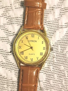 Citron unisex gold tone quartz watch - Picture 1 of 6