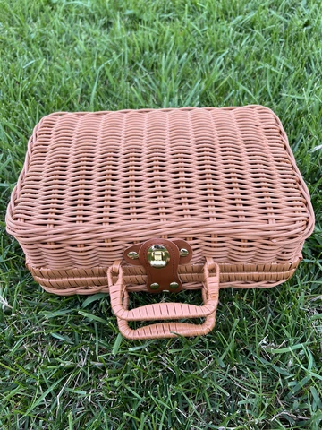 Woven Wicker Rattan Picnic Basket Suitcase Storage Leather Strap Lock/ Brown Cover