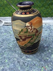 Vintage 6.5in Gold Trim Satsuma Japan Vase *RARE* - Picture 1 of 8