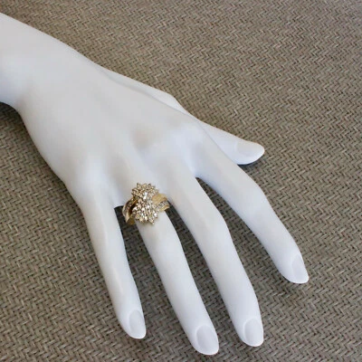 NUEVO ANILLO CÓCTEL DIAMANTE ORO AMARILLO DIEZ QUILATES 1,25ct (talla siete) Foto 1 de 4