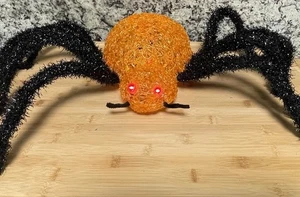Beleuchtete Spinne Dekoration Halloween Trick or Treat LED - Bild 1 von 8