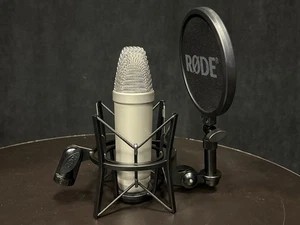 RODE NT1-A | Cardioid Condenser Microphone - Picture 1 of 5