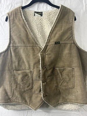 Chaleco Pana Talla L Beige Sherpa Forrado Bolsillos Goblincore Wrangler De Colección Foto 1 de 4