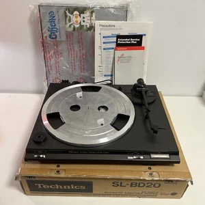 Technics Turntable Record Player SL-BD20 - Mint Condition - With Box & Receiptš„ - Picture 1 of 18