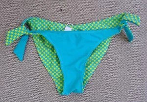 New Vans Beach Women Reversible Bikini Bottoms SHRT-14 - Picture 1 of 3
