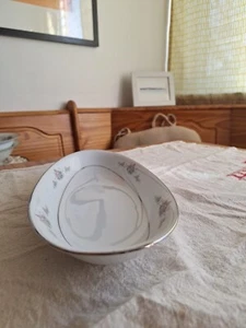 Noritake 12" Celery Oval Serving Dish - Astor Rose - EXCELLENT - FREE SHIP - Bild 1 von 6