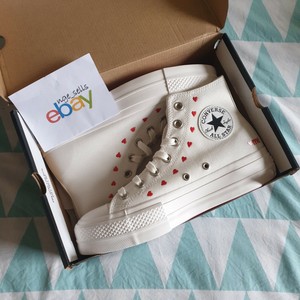 platform converse with heart