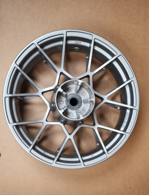 Llanta trasera Harley Sportster Nightster RH975 2021-2024 OEM STRAIGHT 5228 Foto 1 de 4