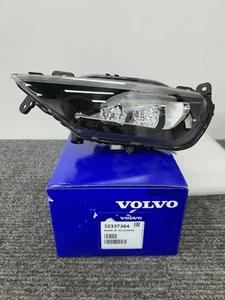 ((NEW)) OEM 2017 - 2024 VOLVO S90 V90 XC60 XC90 LEFT LOG LAMP LIGHT 32337364 - Picture 1 of 11