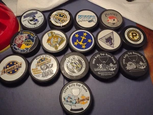 Lot 15 Vintage Minor League Hockey Pucks Admirals ECHL AHL - Bild 1 von 10