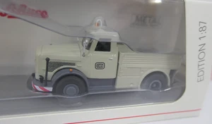 Schuco 1:87 - Zugmaschine Kaelble KV 632 "DB" - 45 266 8400 - Bild 1 von 1