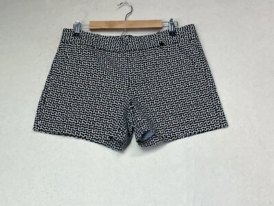 Calvin Klein Women's Shorts Size 8 Black  White Zip Up Pockets Chinos - Image 1 of 4