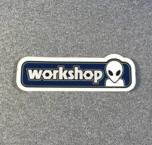 Pegatina Alien WorkShop Vintage Alien Strip Skateboard 3,85" De colección - Imagen 1 de 1