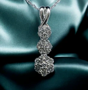 10K Gold- -Natural Diamond Necklace- 18" - Halo Diamond Cluster Necklace -1.3g - Picture 1 of 24