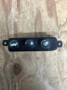 2001-2004 Honda Civic Ac Heater Climate Control A610 Nh-365l HO5SD - Picture 1 of 3