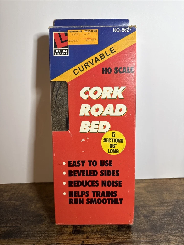 HO SCALE 36’ TOTAL LIFE-LIKE 8627 CORK ROADBED 5 PCS - Image 1 of 2