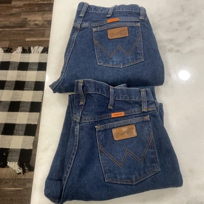 Lot Of 2 Wrangler FR Jeans Mens 32x32 Blue Flame Resistant HRC2 2112 FR13MWZ - Image 1 of 4