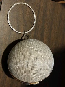 Sparkle Clamshell purse evening bag Round with wrist and chain strap - Picture 1 of 11