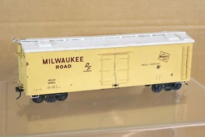 ALL NATION VINTAGE KIT BUILT WOOD O SCALE MILWAUKEE ROAD FRUIT EXPRESS REFFER - Picture 1 of 7