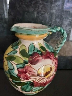 Wunderschöne Henkelvase Ton, getöpfert /handbemalt mit bunten Blumen - Bild 1 von 4