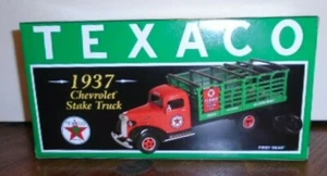 NEW 2000 FIRST GEAR "TEXACO CLEAN CLEAR" 1937 CHEVROLET STAKE TRUCK 19-2599 1/30 - Picture 1 of 6