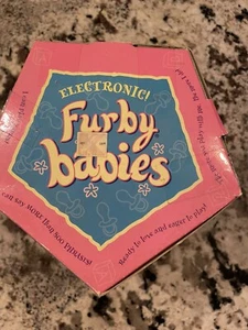 1999, FURBY BUDDIES I Can Talk To Furby & Furby Babies RARO FURBY - Imagen 1 de 6