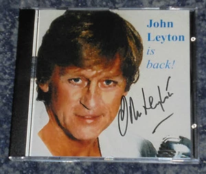 JOHN LEYTON - JOHN LEYTON IS BACK CD -SIGNED ( ORIGINAL SLEEVE) - Picture 1 of 1