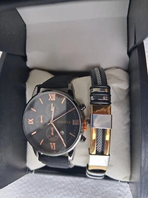 Men's stylish watch and Silicone Titanium Steel Bracelet - Image 1 of 4