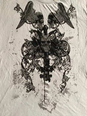 Camiseta Risk Jeans Para Hombre Calaveras y Espada 100% Algodón Gráfico Mediana Nueva Con Etiquetas Foto 1 de 4