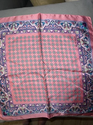 Bufanda de seda Etro 17x17 cuadrada. Hecho en Italia. Foto 1 de 3