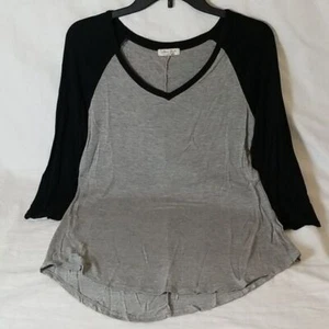 Ultra Flirt Asymetrical Baseball Style Black and Gray Shirt Size M - Picture 1 of 6