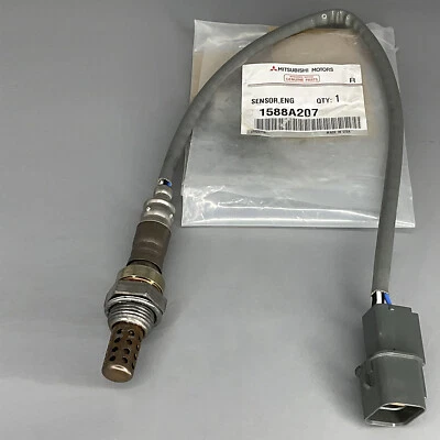 OE GENUINE Lambda Oxygen Sensor For 2004-2012 Mitsubishi Galant 2.4L 1588A207 - Image 1 of 4