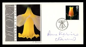 1987 TV ANNE KIRKBRIDE, CORONATION STREET, SIGNED FLOWERS COVER - Picture 1 of 2