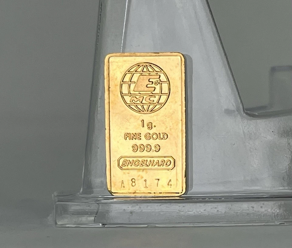 Engelhard 1 Gram .9999 Pure 24K Gold Bar No. A8174 Rare Early Serial - Image 1 of 4