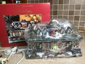 St. Nicholas Square Christmas Village-VILLAGE SQUARE TRAIN STATION-w/light Cord - Picture 1 of 8