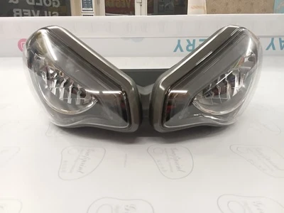 Farol 2021 Triumph Street Triple 765 RS - T2701141 - Imagem 1 de 4