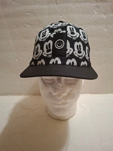 Gorra de camionero Disney Mickey Mouse negra blanca con estampado completo Snapback de Neff NUEVA - Imagen 1 de 6