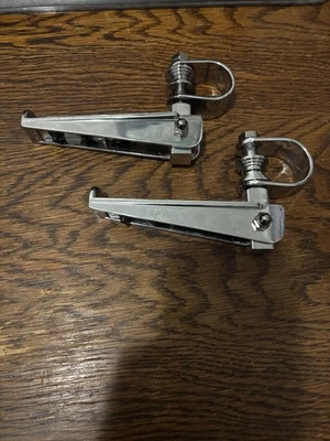 Clavijas de pie para carretera Harley-Davidson Dyna Super Glide FXD - 2007-2011 Foto 1 de 4