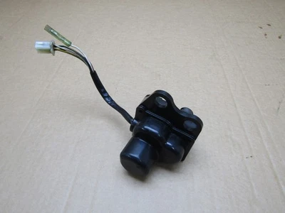 Actuador de escape Yamaha YZF 1000R 2000 30.105 (14928) Foto 1 de 3