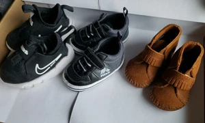 Toddler Shoe Lot Of 3 Nike Minnetonka RBX Size 3 & 4C EUC Excellent Condition - Picture 1 of 13