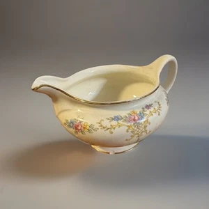 Homer Laughlin Eggshell Nautilus China Gravy Boat con patrón floral y adornos dorados - Imagen 1 de 6