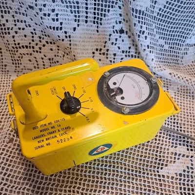 CONTADOR OCD VINTAGE / VICTOREEN GEIGER #CDV-715 Modelo 1a SIN PROBAR  Foto 1 de 4