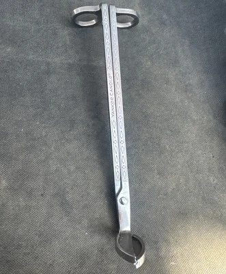 Yankee Candle Wick Trimmer Silver Tone Metal Engraved Logo - Image 1 of 4