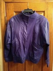 Damen 80er Jahre Bagatelle lila super weiche Taille Lederjacke Größe M - Bild 1 von 5