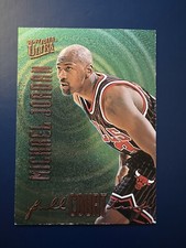 🐐 1996-97 Fleer Ultra GOLD EMBOSSED Full Court Trap - Michael Jordan #1 RARE ☄️
