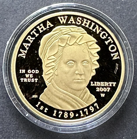 2007 First Spouse Martha Washington - .9999 Gold Proof 1/2 Oz Cover